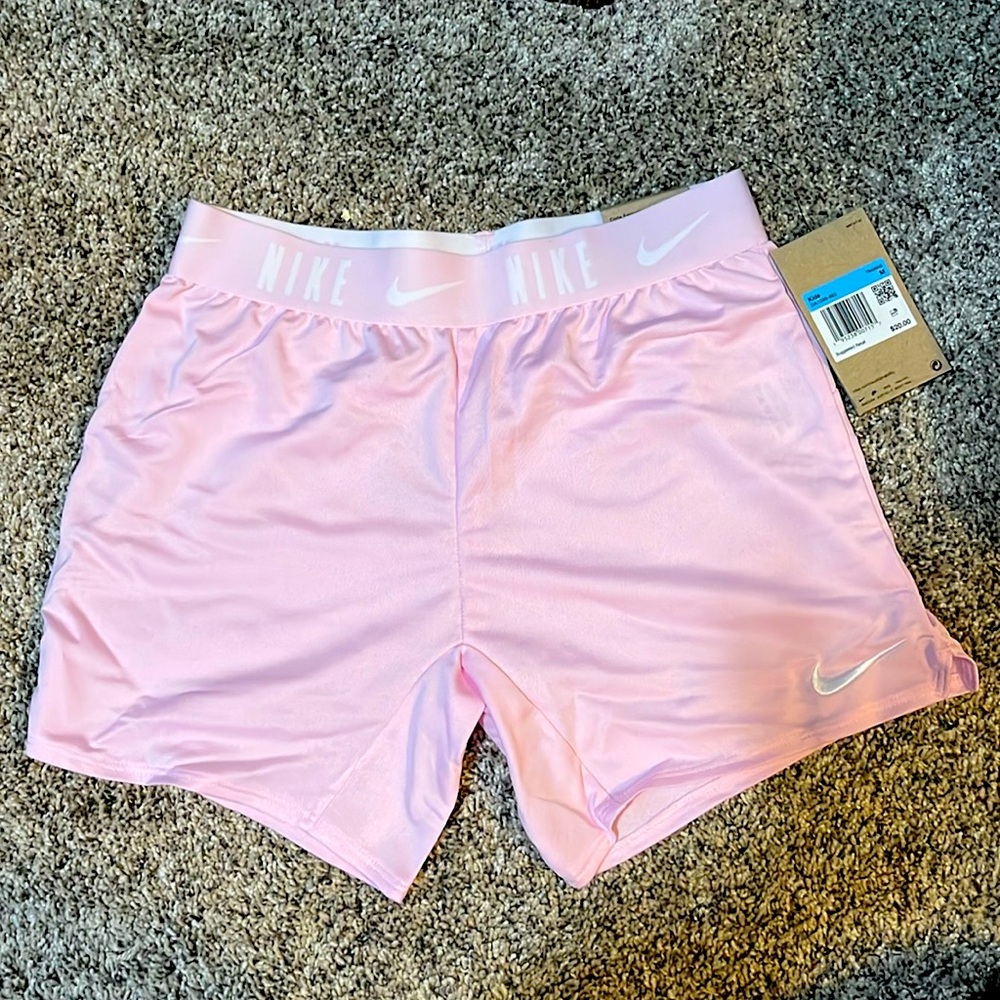 Nike Dry Fit Girls Trophy shorts, size medium, pink
